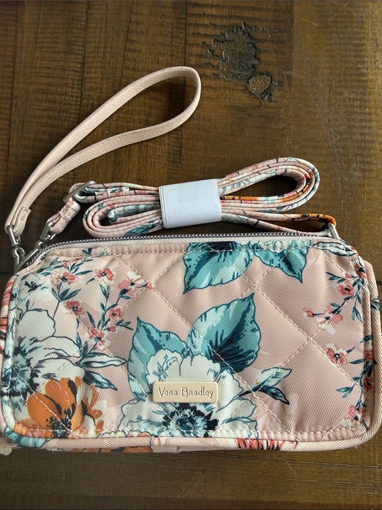 Vera Bradley Handbags - Vera Bradley All in One Crossbody in “Peach Blossom Bouquet”